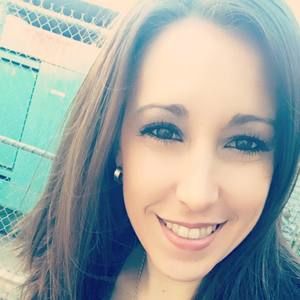 Meet your Posher, Roxanne